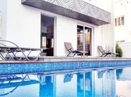 Nissini Nero, 3 bedroom villa with private pool, 5 min to the beach