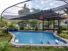 RedDoorz Syariah Plus near Banyuwangi Airport, hotel v destinaci Dadapan