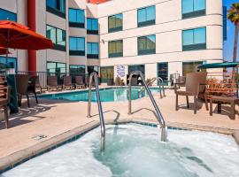Best Western Plus Suites Hotel - Los Angeles LAX Airport, hotel in Inglewood