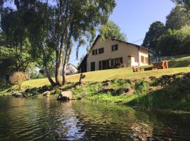 Maison Lac de Pareloup -LES PIEDS DANS L'EAU- – obiekty na wynajem sezonowy w mieście Trémouilles