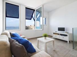 Flatguest - Castle Sea View، فندق بالقرب من مستشفى إنسولار ماتيرنو-إنفانتيل الجامعي، لاس بالماس دي غران كاناريا