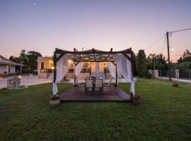 Mystic Garden Apartments, hotel en Zakynthos