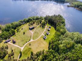 Romantiska viesnīca Ramybes Uostas pilsētā &Scaron;vedri&scaron;kė