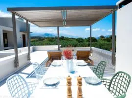 Mikro Livadi Special Lodges - Has an Eco Salt water pool - 150m from the beach