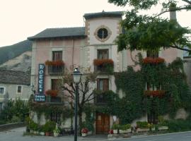 Hotel Casa Frauca, viešbutis mieste Sarvisė