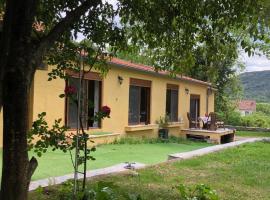 Maison dans les Cévennes, hotel in Saint-Hippolyte-du-Fort