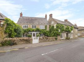 Market House, accommodation in Weymouth