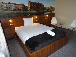Pro Bed & Breakfast, hotelli kohteessa Osielsko lähellä maamerkkiä Myślęcinek-puisto