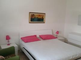 Gallipoli, climatizzato, a 100 metri dalla spiaggia, hotel en Lido Conchiglie