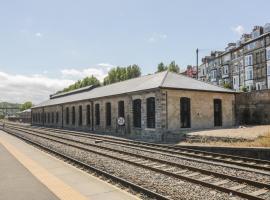 George Stephenson Engine Shed, hotel di Whitby