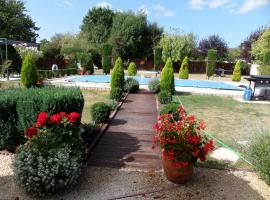 CHATEAU GAILLARD, hotel in Moncoutant