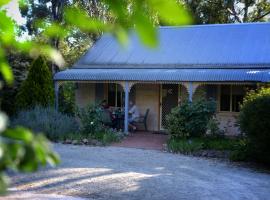 Donnybrook Cottages - Hutt River, hotel malapit sa Tim Adams Wines, Clare