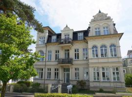 Villa To Hus _ strandnah, hotel in Neuhof