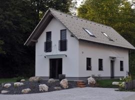 Brand new house Luna, počitniška hiška na Bledu