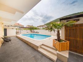 Bella Vista Suites, guest house in Vis