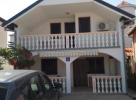 Apartment Ivan, hotel a Nin