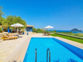 Villa Vakis, smeštaj na plaži u gradu Lithakia