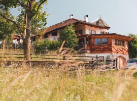 Agriturismo Maso Corradini, hotel-fazenda rural em Castello di Fiemme