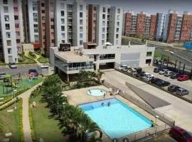 Supercondo! Home Away From Home (mi Casa Tu Casa)