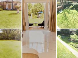 Garden Room, hotel with parking in Kirton in Lindsey