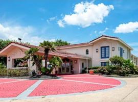 Scottish Inns & Suites, hotel with pools in Texas City