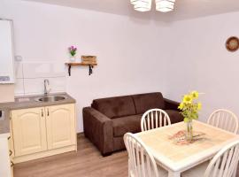 Căsuța de Poveste, hotel a Târgu Neamț