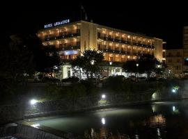 Achillion Hotel, hotel v destinaci Tríkala