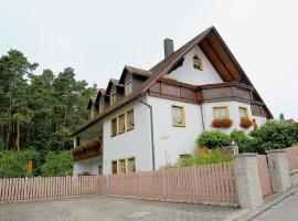 Ferienwohnungen Lehner, Hotel in Mitteleschenbach