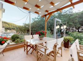 Zorbas Apartments, hotel v destinaci Parga