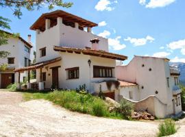 Los Ahijaderos de Tus, villa en Yeste