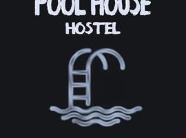 Pool House Hostel, hotell i Santa Ana