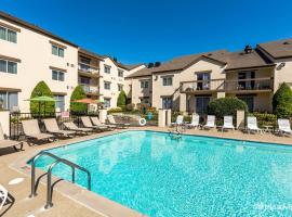 Club Hotel Nashville Inn & Suites, hotel near Nashville International Airport - BNA, 