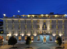 Hotel Italia Palace, hôtel à Lignano Sabbiadoro près de : Port de Lignano