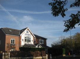 The Handforth Lodge, hotel din Handforth