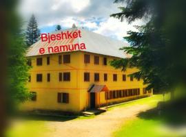 Bjeshket e Namuna, hotel v mestu Theth