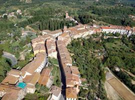 Borgo Creativo, hotel in Montopoli in Val dʼArno