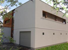 Maison contemporaine au Coeur des Ardennes Belges, hotel near Malmundarium, Stavelot