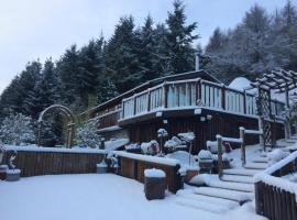 Ramintoul Lodge, hotel with parking in Glendevon