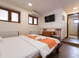 Rooms Gat, hotel em Subotica