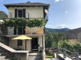 Casa Ruscada, family hotel in Borgnone