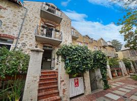 Fremantle Port Mill Bed & Breakfast - Unique Accommodation, מלון בפרמנטל