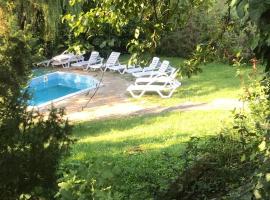 Вила Чевермето, hotel v destinaci Palitsi
