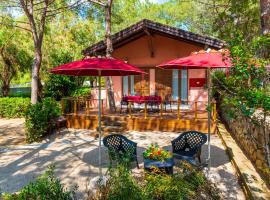 Camping Lacona Pineta, hotel i Capoliveri