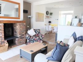 1 Saron Cottages, villa in Llandudno