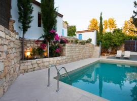 Cecilias Courtyard, country house in Malia