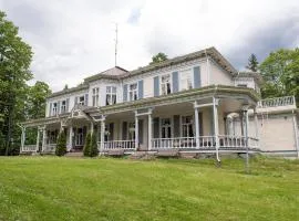 Neitsytniemen Kartanohotelli