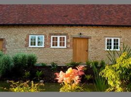 Court Farm Barns, hotel cerca de Aeropuerto de Benson RAF - BEX, 