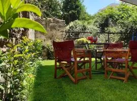 Anastasis garden room