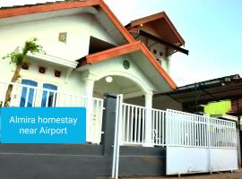 Almira Homestay near Airport, hotel di Jambi