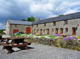 Cilhendre Holiday Cottages - The Old Cowshed, vil·la a Swansea